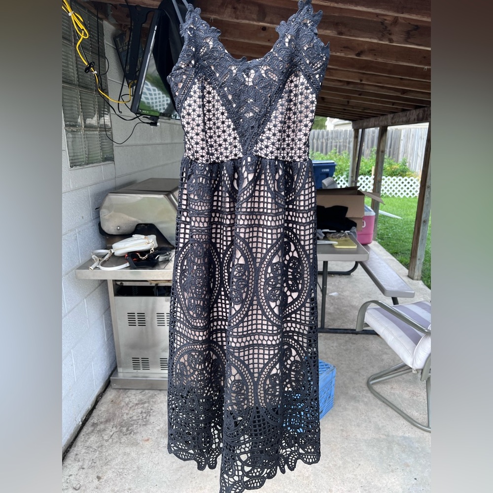 Black lace midi dress- Small